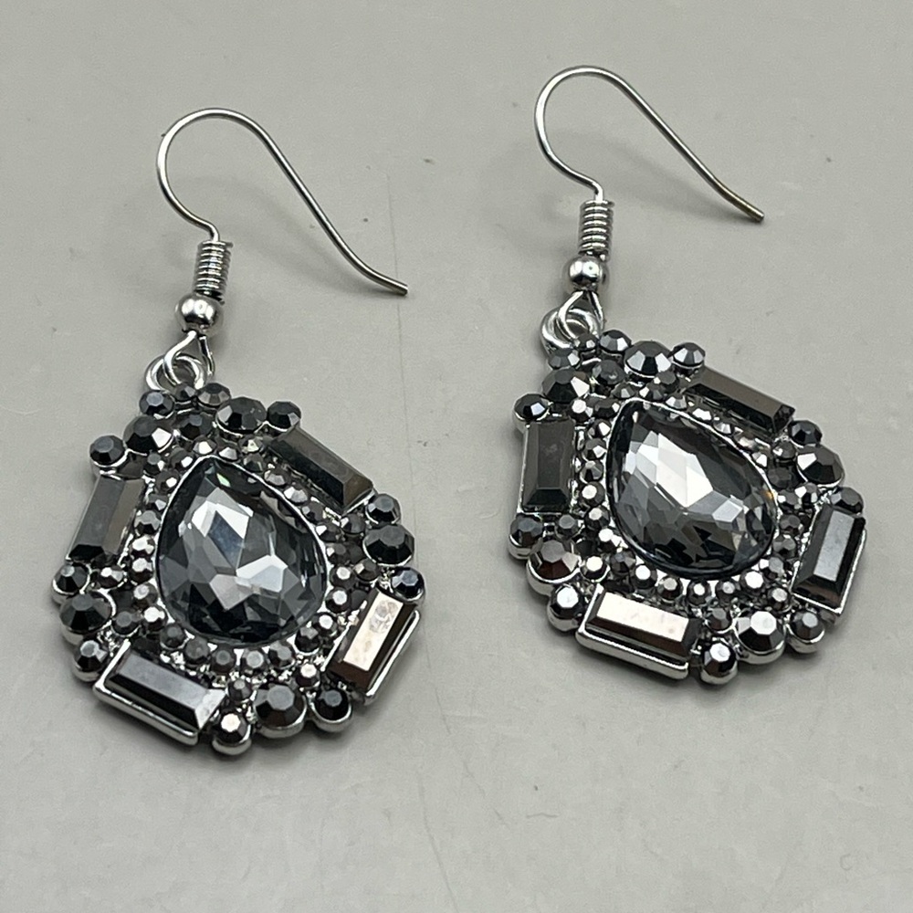 Elegant Silver and Black Rhinestone Teardrop Earrings